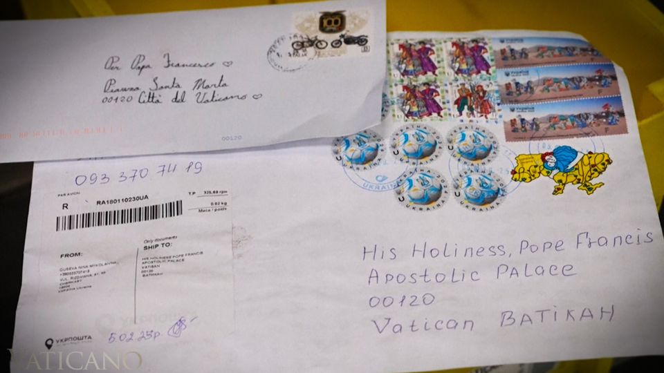 Messages of Hope: The Handwritten Letters Sent to Pope Francis