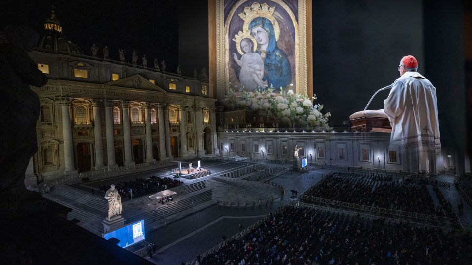 Global Prayers for Pope Francis: Faithful Unite for His Recovery