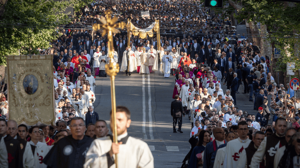 The History and Meaning of Rome’s Corpus Christi Procession: From Bolsena Miracle to Today
