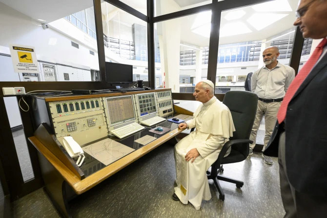 Pope Leo XIV visits Vatican Radio transmitters, proposed solar energy site